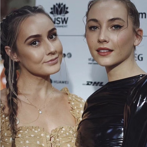 NWT Finders Keepers Elegant Tan Ruched Dress - Picture 3 of 7